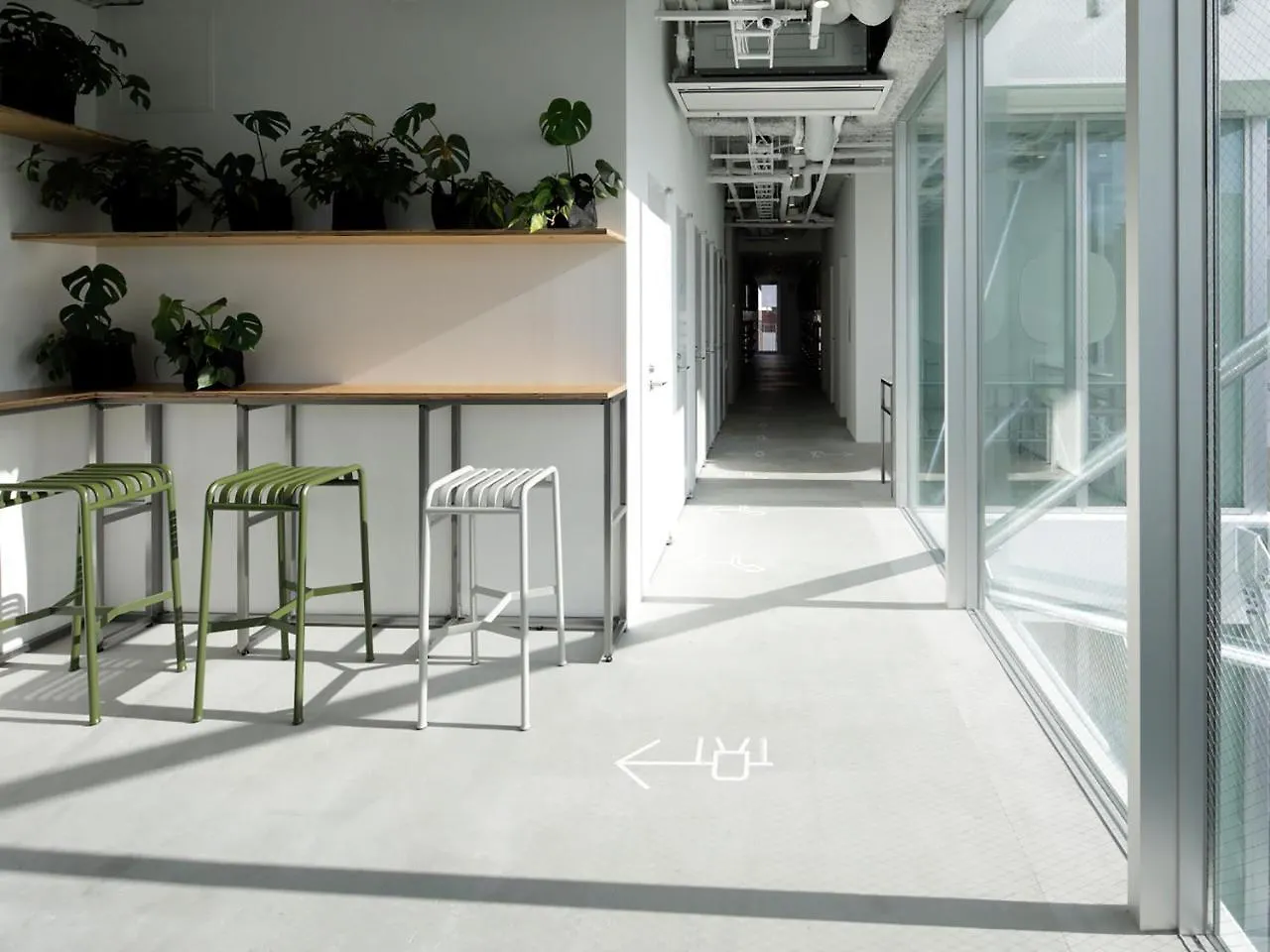 Nine Hours Shin Osaka Station Hotel a capsule