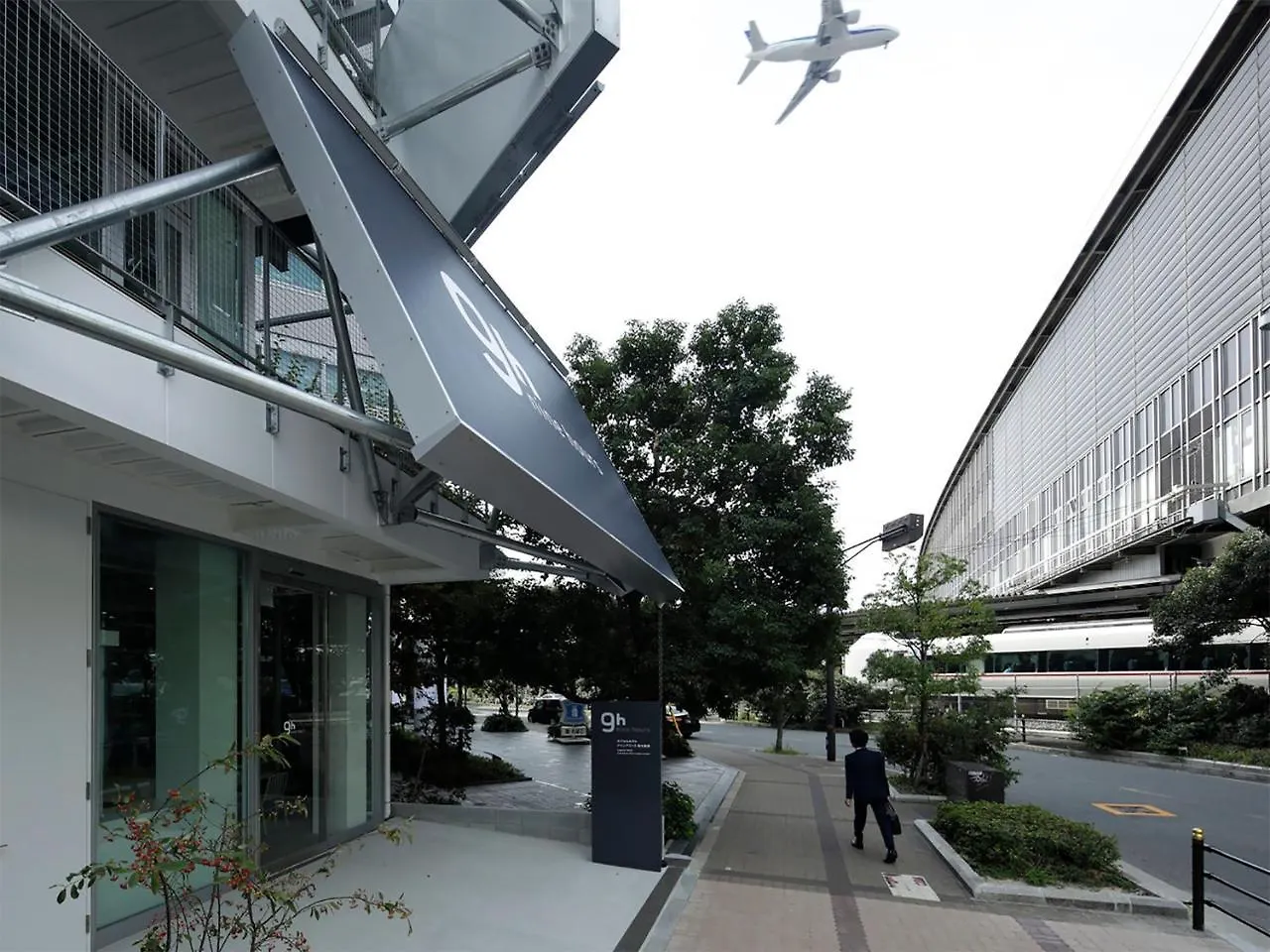 Hotel a capsule Nine Hours Shin Osaka Station